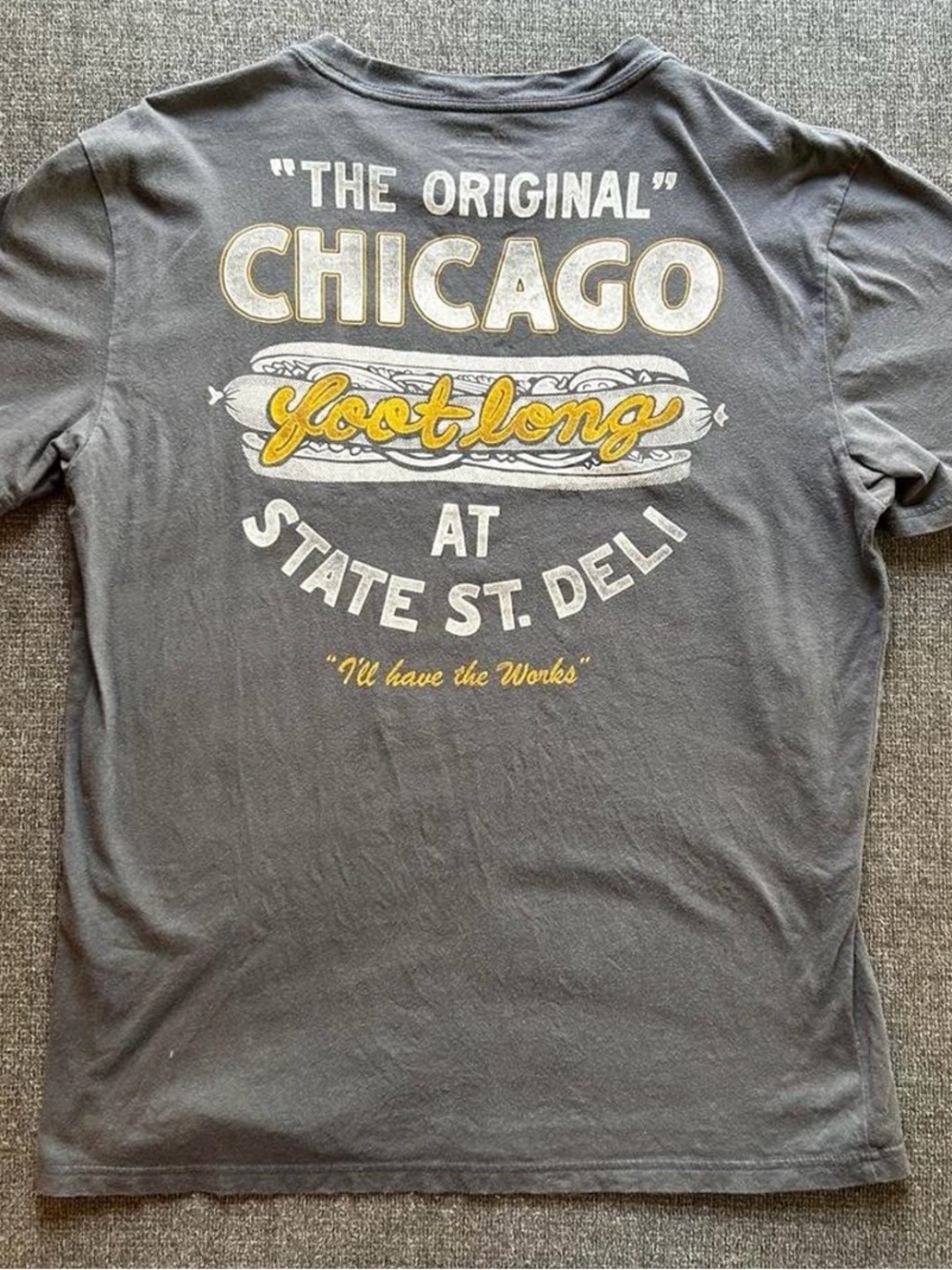 Hollister Chicago Foot-Long Graphic T-Shirt - Black